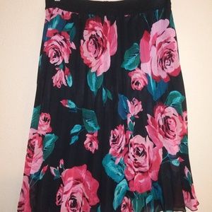 Jaclyn smith skirt